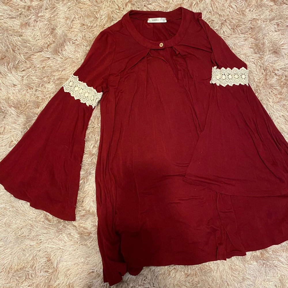 Long flowy top with wide sleeves